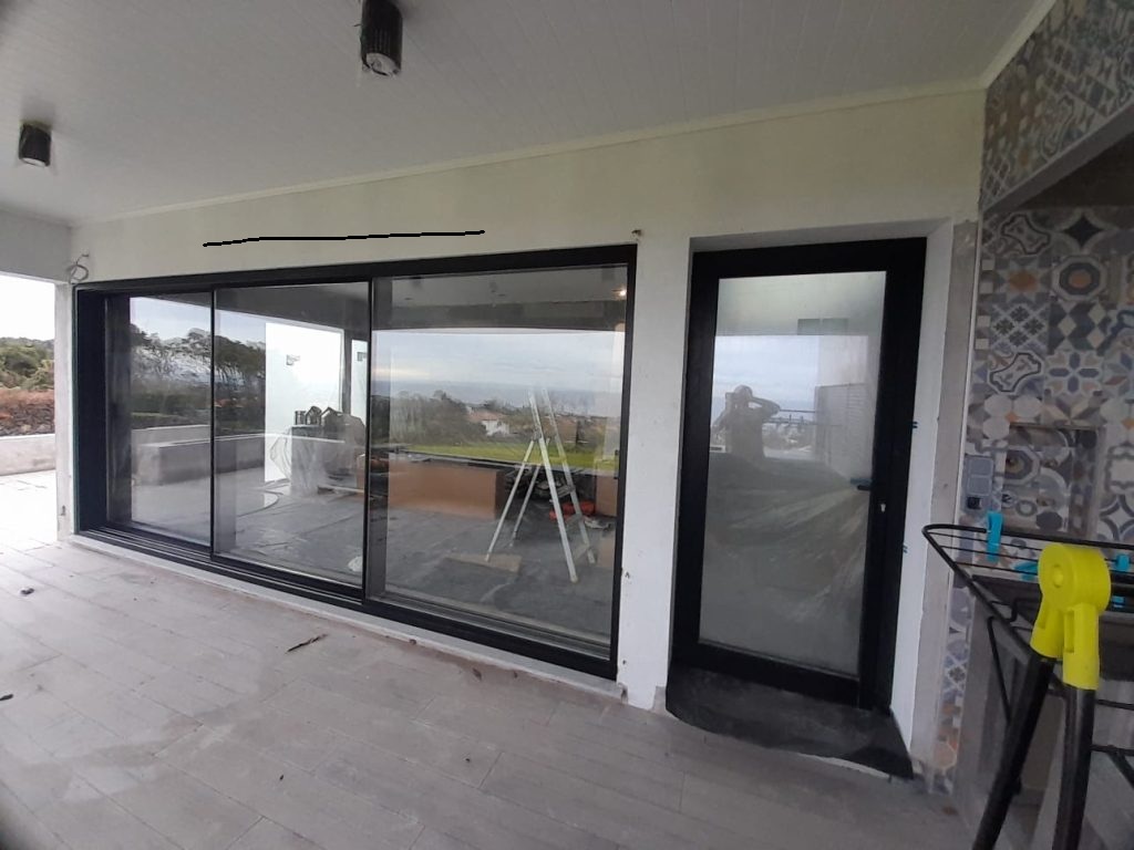 Edifício de Escritórios — Ponta Delgada